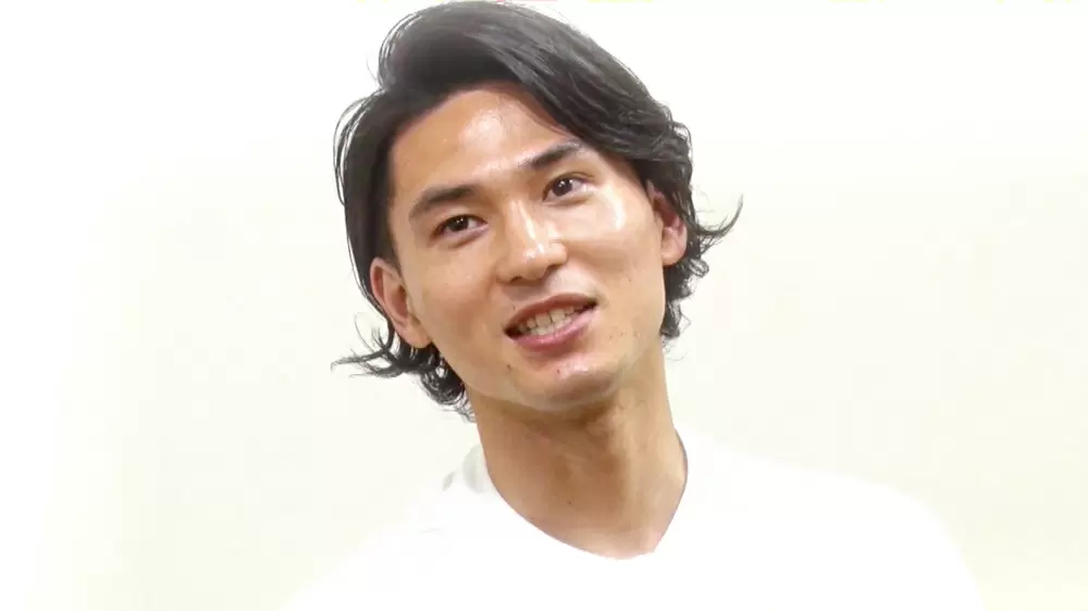 サッカー日本代表no 1イケメン 南野拓実が女子高サッカー部にサプライズ Tbsテレビ サッカー日本代表no 1イケメン 南野拓実が女子高サッカー部にサプライズ Tbsテレビ