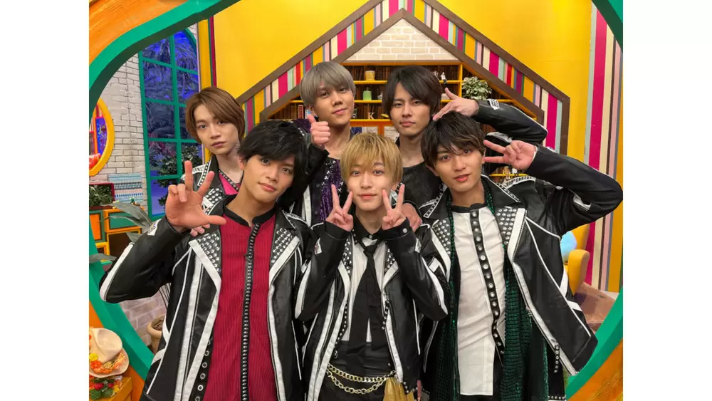 送料無料 店舗 ジャニーズJr.7 MEN 侍が登場!個性あふれる爆笑トーク炸裂『よる アイドルグッズ