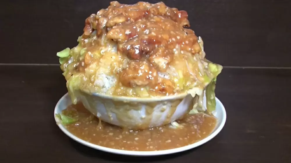 あふれんばかりの主張 やりすぎボリュームのデカ盛り丼 ジョブチューン Tbsテレビ
