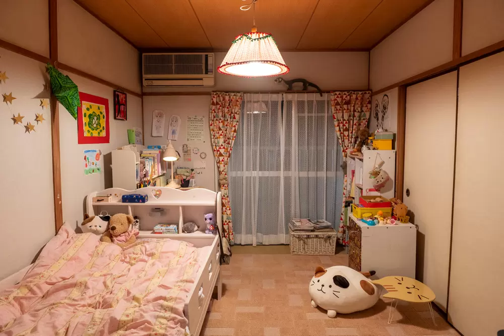 裏側】万理華と出会って部屋にも変化が!?『妻、小学生になる。』セット
