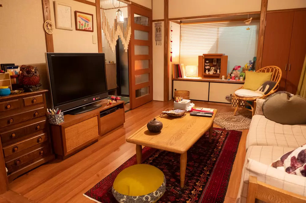 裏側】万理華と出会って部屋にも変化が!?『妻、小学生になる。』セット
