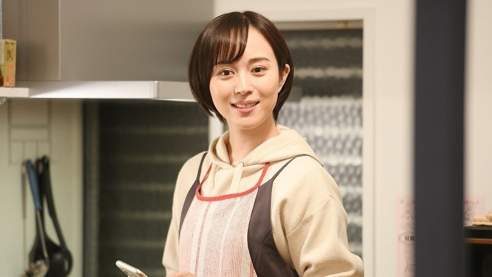 比嘉愛未「離婚届けのシーンは切なくなりました(笑)」