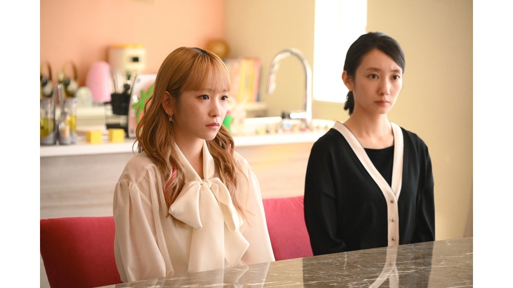 最終回目前！金曜ドラマ『フェイクマミー』波瑠×川栄李奈の魅力と