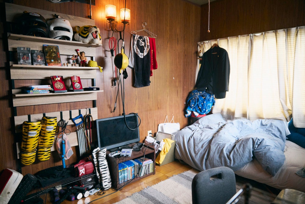 『イグナイト -法の無法者-』より宇崎の部屋