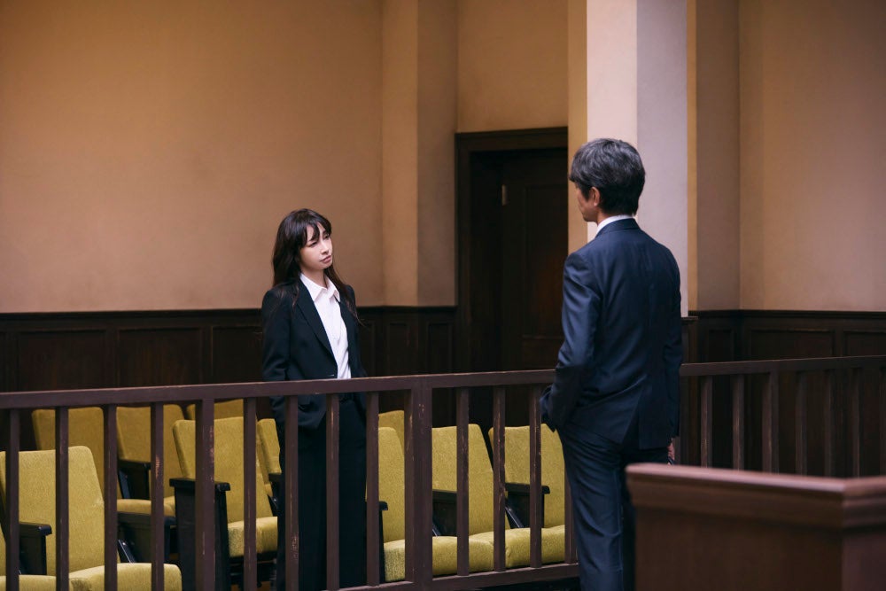 間宮祥太朗“宇崎”、仲村トオル“轟”らが新たな証拠をつかむため大きな