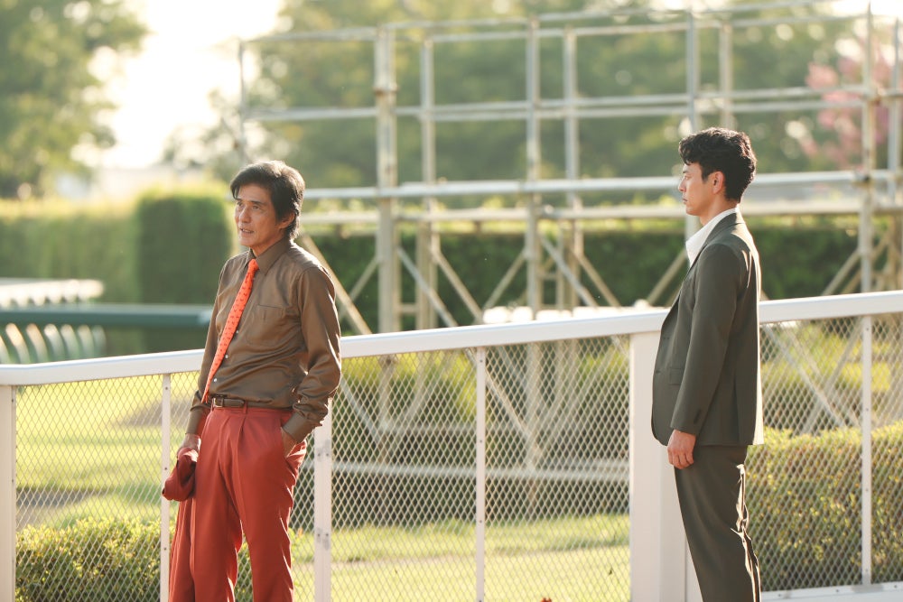 日曜劇場『ザ・ロイヤルファミリー』より