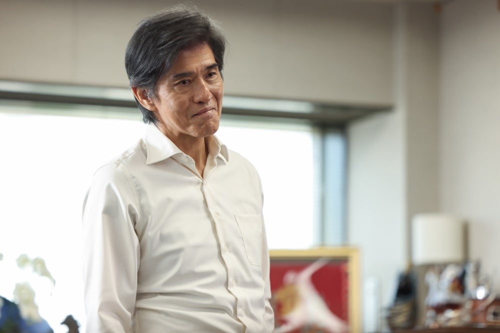 日曜劇場『ザ・ロイヤルファミリー』より佐藤浩市