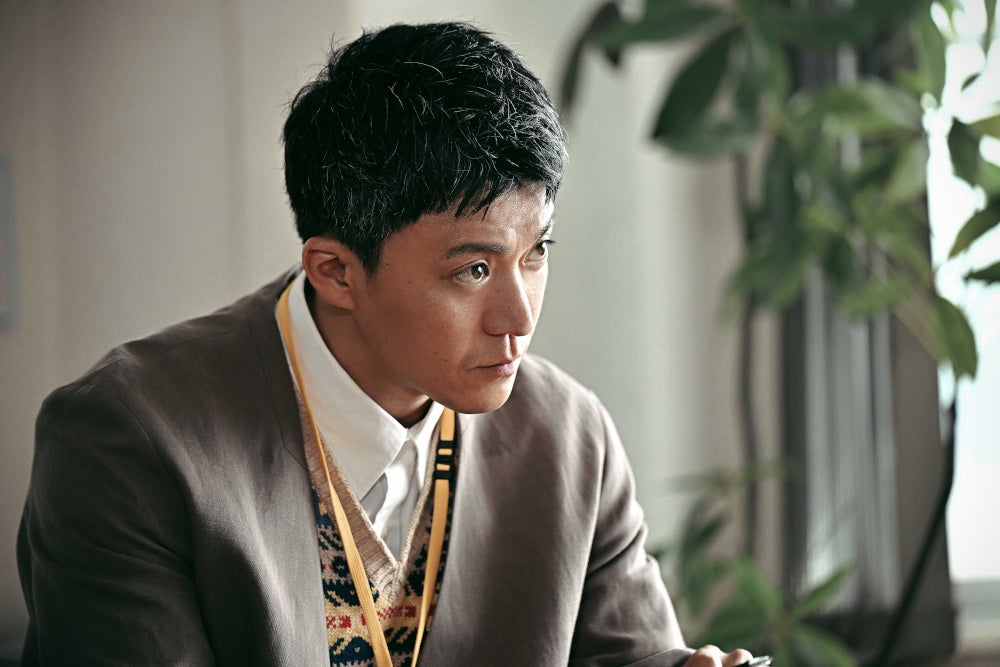 金曜ドラマ『LOST10』より　直役の小栗旬さん